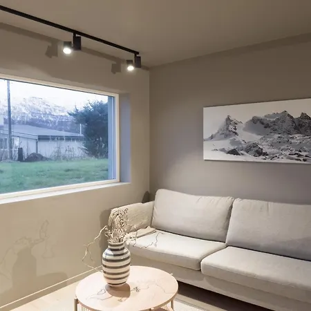 Staying 1 - New And Modern