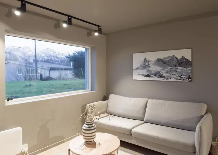 Staying 1 - New And Modern